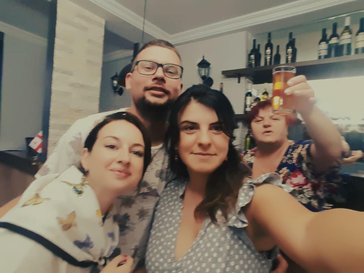 Отель MY HOUSE Батуми Экстерьер фото